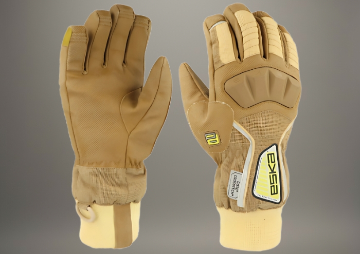 Guantes de protección industrial modelo Eska en color beige con refuerzos y diseño ergonómico
