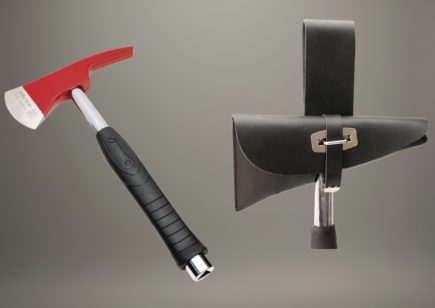 SINGLE AXE